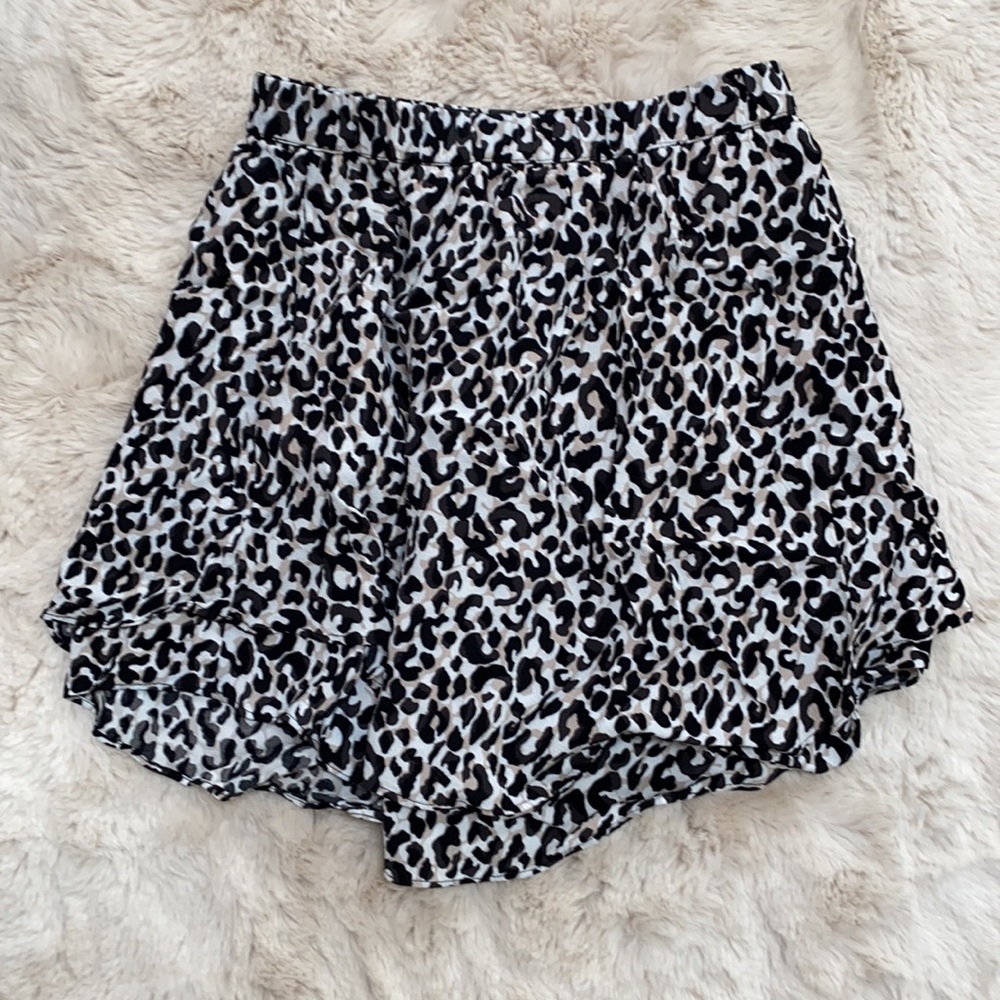 Banana republic animal print ruffle mini skirt - xxs petite